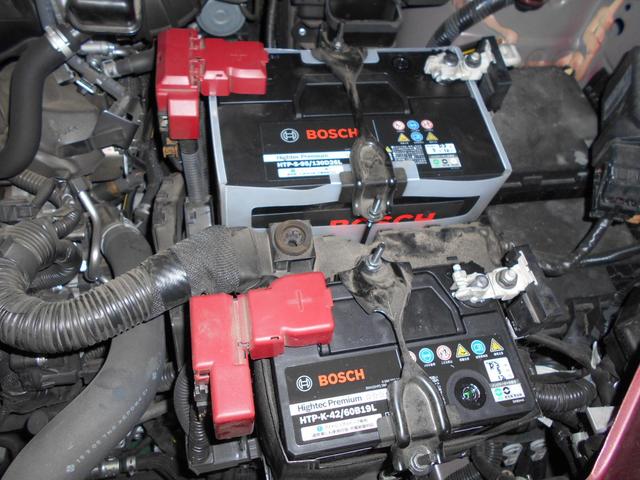 日産ハイブリット車バッテリー交換 車によっては2個バッテリーが必要な場合がございます アイドリングストップ用の車種はよくご確認ください バッテリー スピード交換出来ます グーネットピット