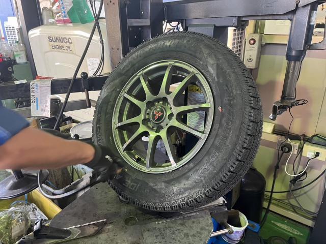 三菱 デリカ D5 CV5W タイヤ交換 タイヤ持ち込みOK タイヤ直送OK バランス調整 茨城県水戸市
県央自動車販売水戸