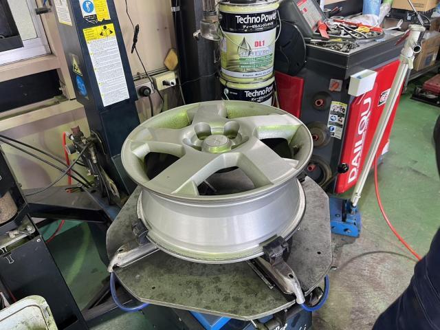 三菱 エアトレック  タイヤ交換 タイヤ組換 バランス調整 タイヤ持ち込み取付 オートウェイ取付直送店 