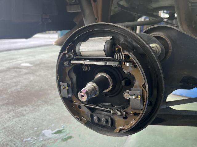 ジムニー車検整備　定期点検を行っており、必要な整備を都度行っている為、結果的に車検費用がお安くなりました