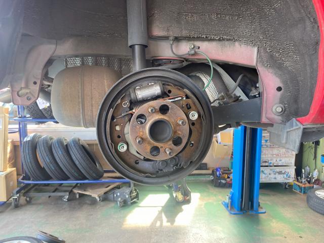 アクア 車検整備継続検査は「通すだけ」じゃなく、車の状態を見直す絶好のタイミングです。