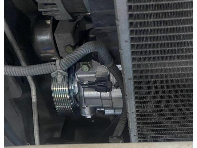 ノート　エアコンコンプレッサー交換作業
エアコンが冷えない、ヒューズ切れなどの場合も...