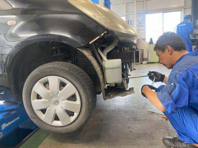 ノート　エアコンコンプレッサー交換作業
エアコンが冷えない、ヒューズ切れなどの場合も...