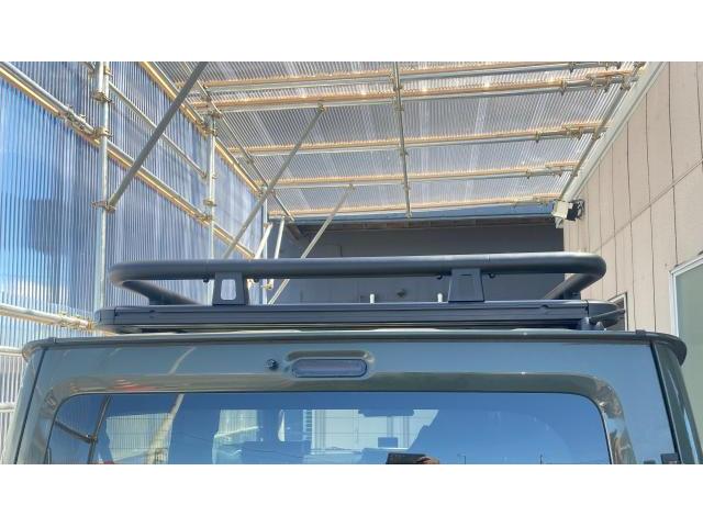 ジムニー　ルーフキャリア取付　　ルーフキャリアの取り付けはジムニーのカスタムの中でも「実用性＋見た目」の両立ができる最高のアップグレードです