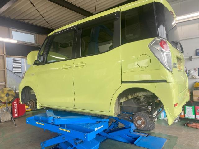 デイズルークス　２４ヶ月点検法定車検　法定24ヶ月点検は、安全性と環境性能を維持するために国が定めた点検