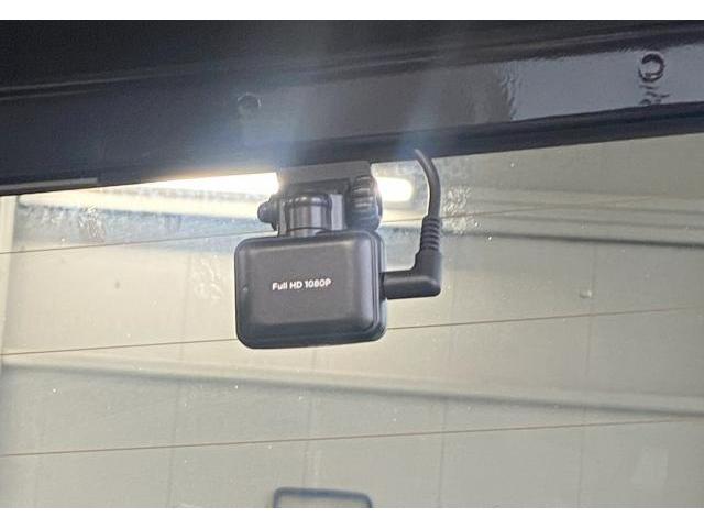 スズキ　ジムニー　ドラレコ・ETC・バックカメラ・6.8インチオーディオ取付　配線の整理とパネルの脱着がポイント