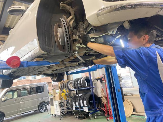 メルセデス・ベンツ C220 足回り異音点検からの修理