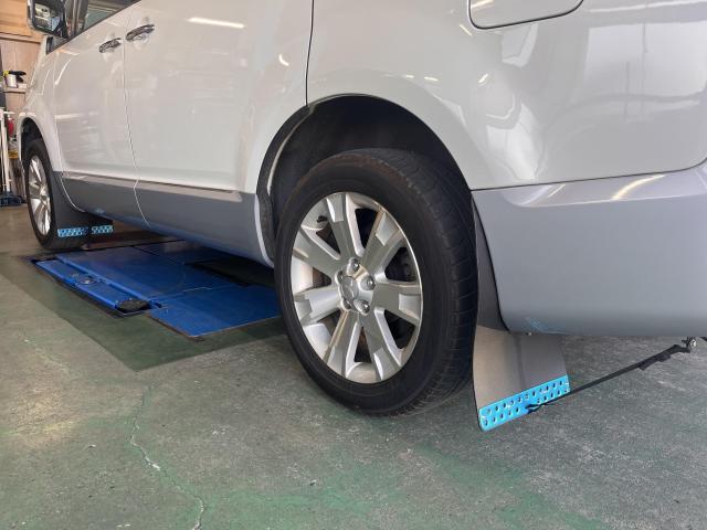 デリカD:5 マッドガード(泥除け)持込取付 泥や小石などからボディを守り傷や汚れを軽減します!ドレスアップ効果も◎