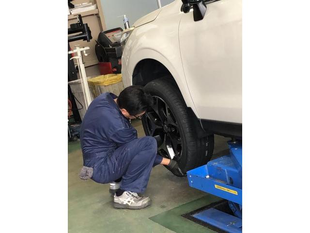 フォレスター タイヤ交換 当店はオートウェイ直送取付店です。 最新のタイヤチェンジャー導入で、待ち時間も短くゆっくりくつろげるスペースも完備しております。