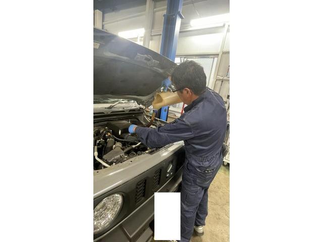 ジムニー　ガソリン車用(オイル交換)　半年あるいは5000ｋｍごとのオイル交換で燃費維持と良好な状態を保てます。