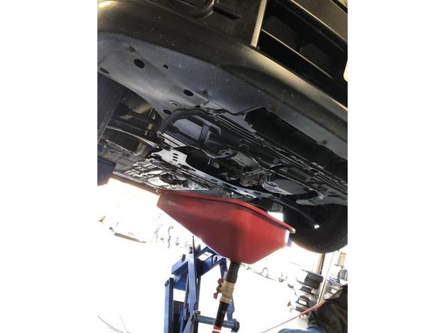 日産　ＡＤバン　オイル交換　エンジンオイルは車の血液。汚れたまま走ると燃費が悪化し寿命も縮みます。