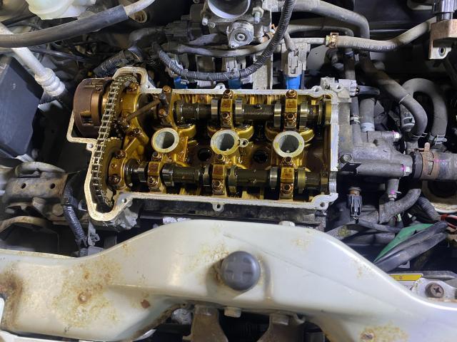 アルトラパン　走行１０万kｍ・年式平成１８年まだまだ乗りたい！とご要望がありオーバーヒートやプラグなどを交換