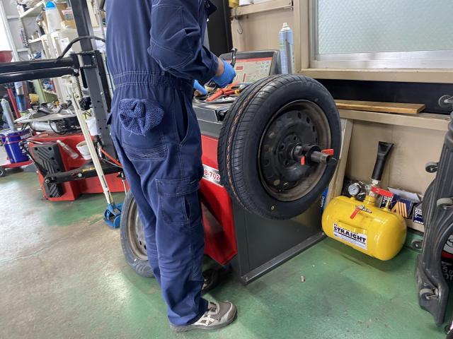 パッソ　法定24か月点検車検　タイヤの溝が少ないと車検に通らない？！車検のタイミングでタイヤも交換しませんか？