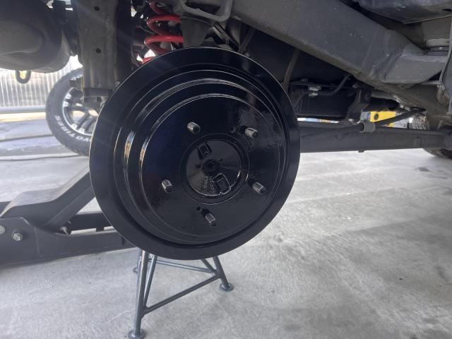 ジムニー　リアハブ塗装　防錆塗装で錆の進行を防ぐ！見た目も美しく保てます◎