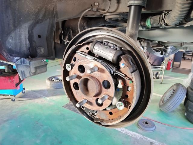 トヨタ　アクア　法定点検