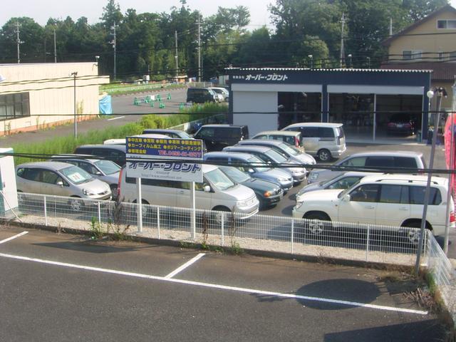 「柏崎」の交差点すぐそば！歩道橋が目印です！