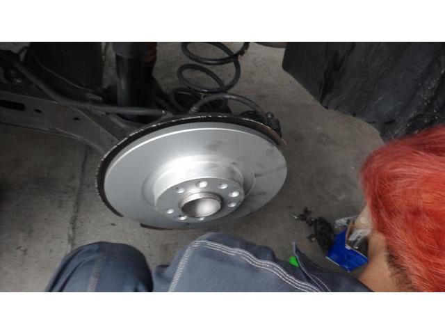 プジョー３００８　ハブベアリング交換　群馬県　伊勢崎市