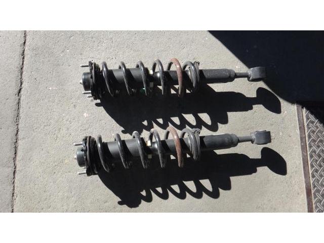 トヨタ　ランドクルーザー２５０　サスペンション・足回りパーツ取付