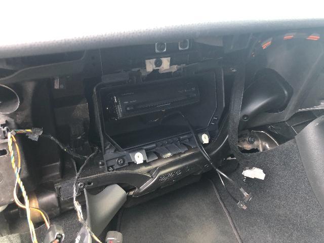 ボルボ V50 エアコンフィルター交換