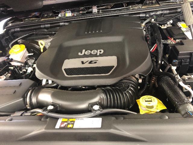 ジープ ラングラー アンリミテッド オイル交換