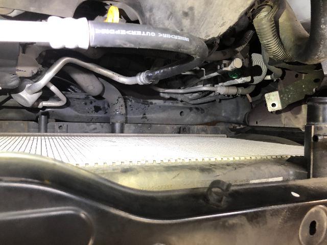 日産 C25 セレナ ラジエーター交換