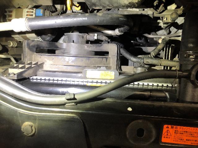 日産 C25 セレナ ラジエーター交換