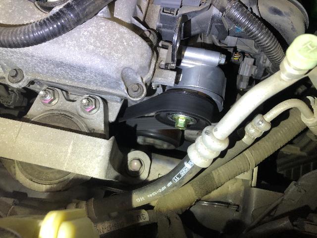 マツダ ビアンテ オートテンショナー ベルト交換