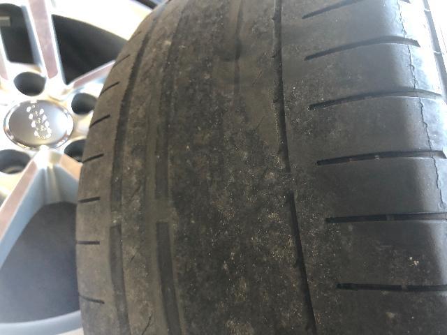 アウディ TT タイヤ交換 245/40R18