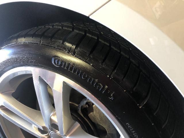 アウディ TT タイヤ交換 245/40R18