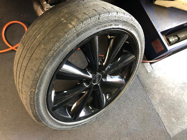 R56 MINI クーパーS タイヤ交換 205/45R17 コンチネンタルタイヤ