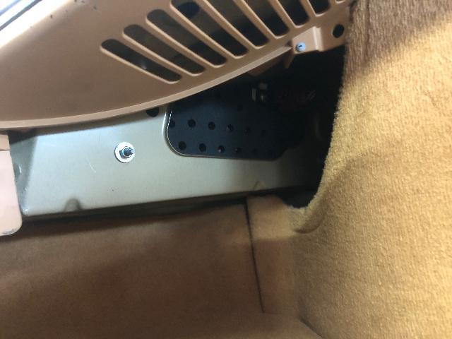 ポルシェ 987 ケイマン　テールランプ交換