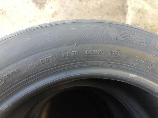 トヨタ プリウスα 車検整備 タイヤ交換 ミシュラン プライマシー4