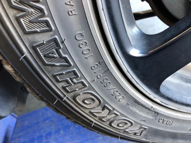 米国レクサス RX330 スタッドレスタイヤ交換