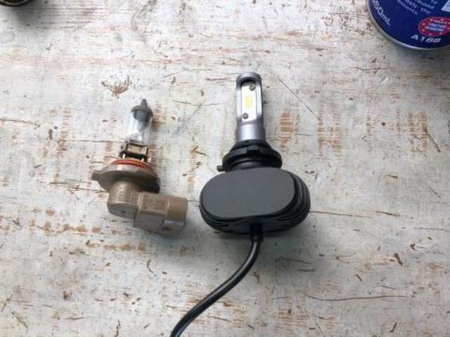 レクサス LS600h Ver.U 中期 フォグランプLEDバルブ 持ち込み交換