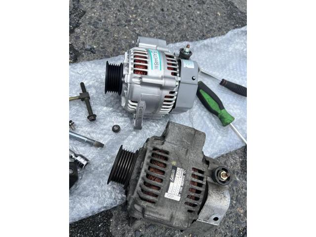 トヨタ グランドハイエース　オルタネーター故障・交換 　バッテリー交換