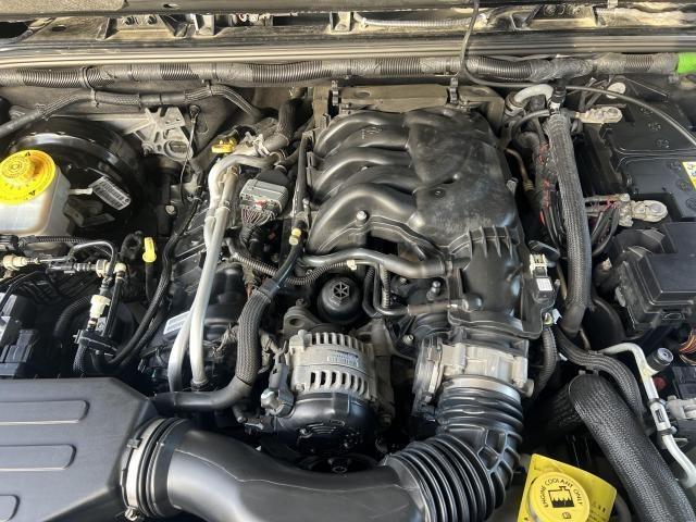 Jeep ジープ JKラングラー オイルプレッシャーセンサー交換