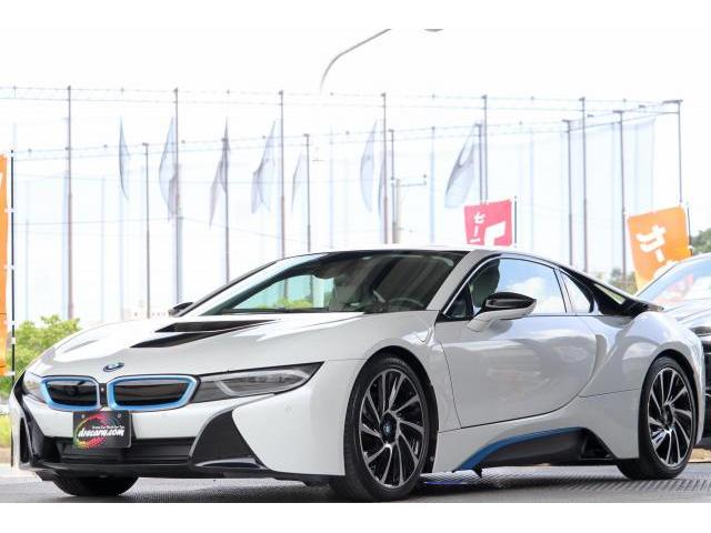 【入荷情報】BMW i8ベースグレード（2016年）が入荷しました！