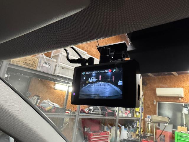 アウディ　Ｑ３　前後ドラレコ取り付け