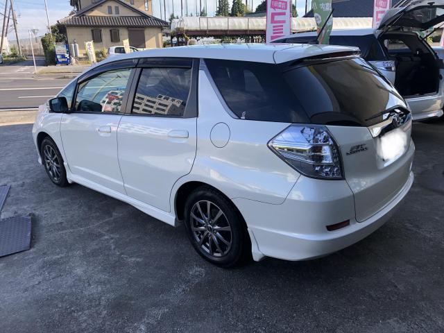 ホンダ　フィットシャトルハイブリッド　GP2・安くバンパーの板金塗装・安価でボディーの磨き・艶出し／コーティングって高い！？安く・磨き・艶出しで十分な仕上がり～【栃木県宇都宮市・下野市「ジャストオート」作業メニュー～