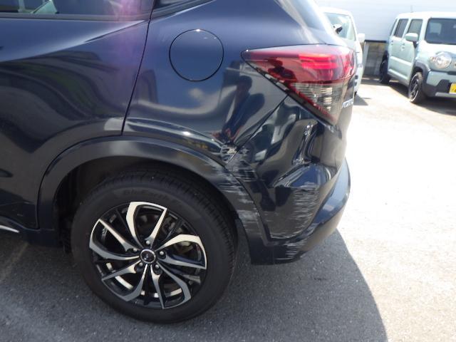 ヴェゼル　左後ろパネルのキズ　板金修理・塗装　バンパー交換　