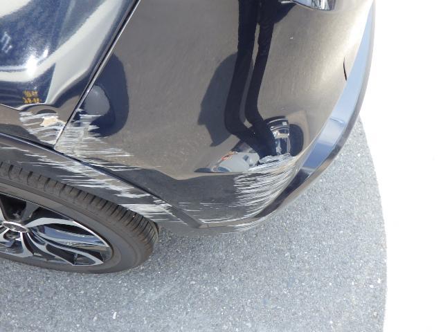 ヴェゼル　左後ろパネルのキズ　板金修理・塗装　バンパー交換　