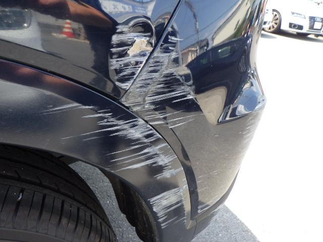 ヴェゼル　左後ろパネルのキズ　板金修理・塗装　バンパー交換　