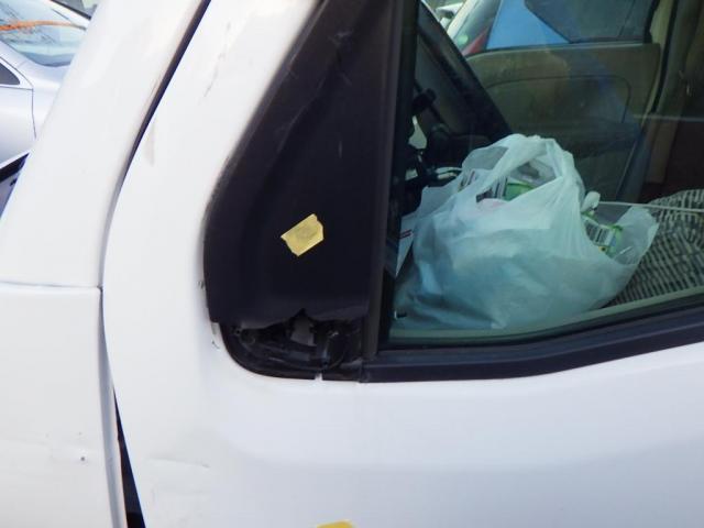 スズキ　エブリイ　フロント部分鈑金修理