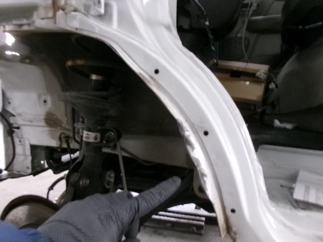 スズキ　エブリイ　フロント部分鈑金修理