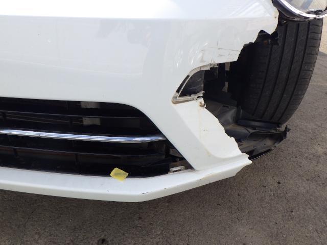 フォルクスワーゲン　ザ・ビートル　フロントバンパー　左ヘッドライト　左フロントフェンダー　鈑金修理