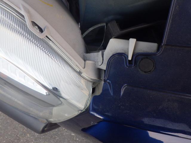 トヨタ　サクシード　フロントバンパー　右フロントフェンダー　鈑金修理