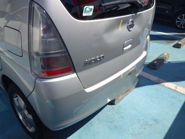 日産　モコ　リアバンパー　バックドア　鈑金修理
