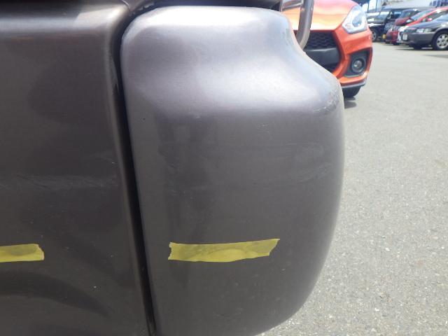 トヨタ　ハイエースバン　リアバンパー　左クオーター　鈑金修理