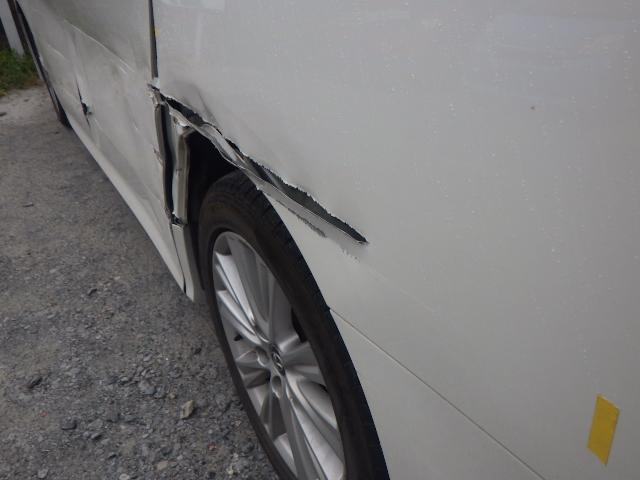 トヨタ　ヴェルファイア　左側面　鈑金修理
