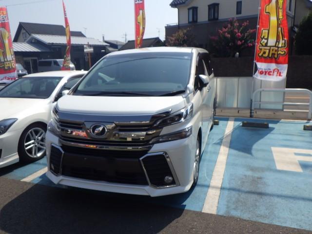 トヨタ　ヴェルファイア　左側面　鈑金修理